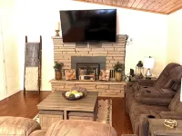 Cool cabin with AC in charming Pine Hotels in Pine