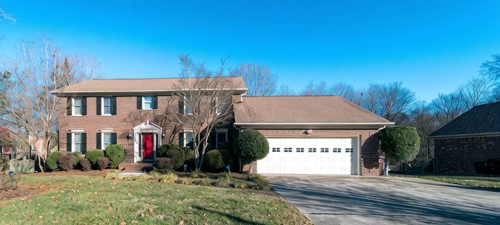 Private & Spacious 4Br w/ Heated Pool, Hot Tub & Fire Pit · Near Hpu & Market Hotels in High Point