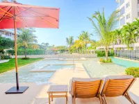 Apt 2 rooms with private beach and ideal pool Hotels near مانزانيلو