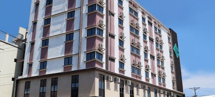 Fan's Hotel Ormoc Отели в г. Лейте