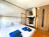 Sleep Owl Hostel Hotels near مطار دون موينغ