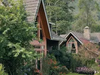 Lat Valley Retreat Village 鄰近Cu Lan村的酒店