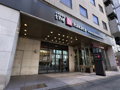 the b hakata Hotel dekat Stadion Level Five