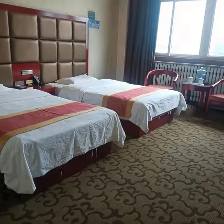 Huangling Yaheng Business Hotel (South Building)
