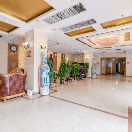 Neixiang Bangtai Hotel (Neixiang Railway Station Branch)