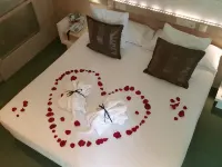 Ako Suites Hotel - Private Pools