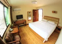 Xinhua Zixujie Deshan Farm - Inns
