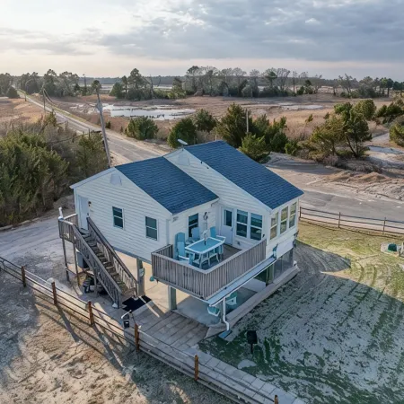 Secluded Beach home with amazing views.