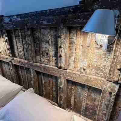 Ferienwohnung Burghof 3 + Balkon + Radparkplatz Rooms