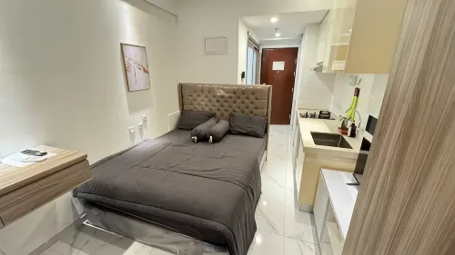 SKYHOUSE BSD Tower Leonie Studio Apartment by Betah Banget