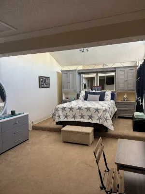 Charming 2-bedroom, 1.5-bath condo located on the intercoastal waterway - 3-Sterne