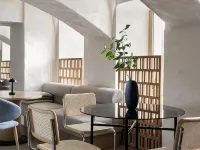Glinz Hotel by Ginza Project โรงแรมใกล้ออโรร่าครุยเซอร์