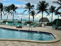 Modern 1-bedroom apartment in enjoyable Hollywood with fitness room, WiFi - Private Pools