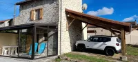 Little house in a hamlet in the Limousin countryside. - บังกะโล