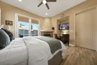 Legacy Villas Deluxe King Studio/Casita#C Near Main Pool Spa Gym Clubhouse