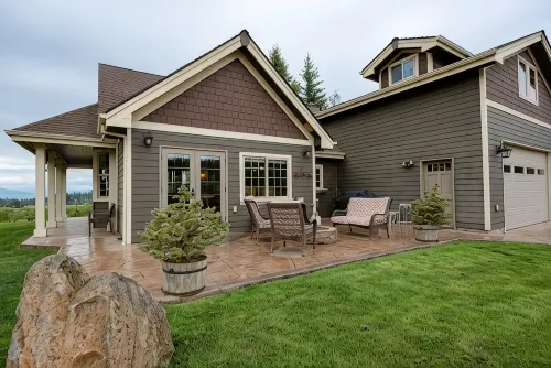 Beautiful house and private apartment, hot tub & sauna, 6 miles from Hood River!