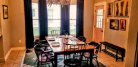 Charming 3 BR cottage in Humboldt - blocks from DT