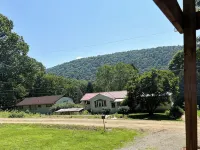 Eagle's Peak Cozy Cabin - Alppimaja