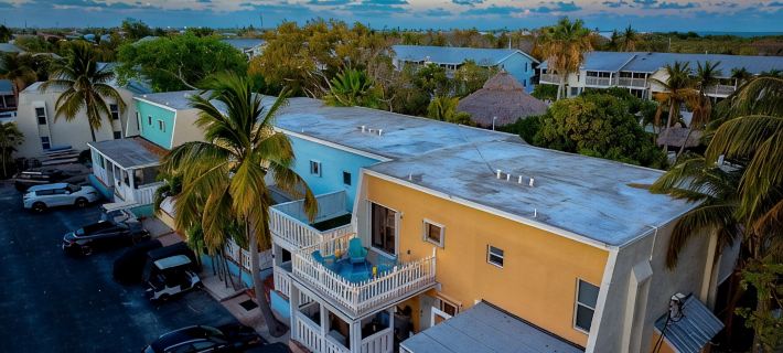 Summer Special! 5 Star Resort w/ Lagoon Pool Tennis GolfCart Kayaks Amenities キーラーゴのホテル