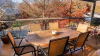 Tree Tops Apt @ Dreamers features log fire, mountain + pool views thru tree tops - Apartments