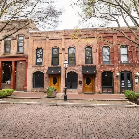 Luxury Downtown Paducah 2 Bedroom 2 Bath Double Condo