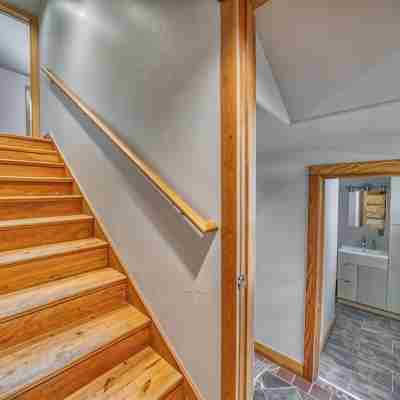 Peaceful Bozeman Retreat Others