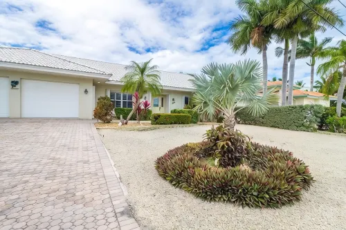 Key Colony Beach Paradise - 4-Star