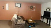 HC Hideaway - Rustic Roomy Relaxing!  Queen Bed, Full Kitchen!