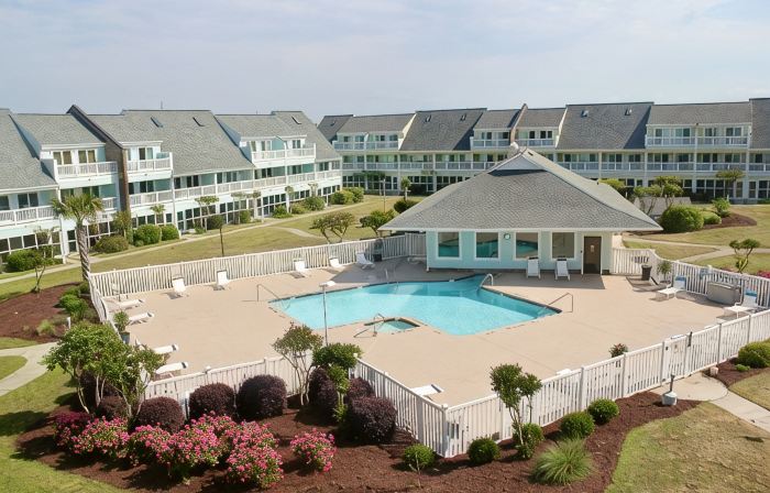 Oceanside Studio Condo. Walking Distance to Beach!