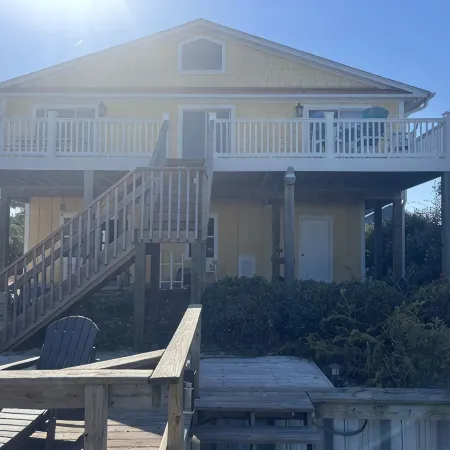 Water front Canal house south end topsail island boatswimdock and beach access