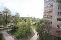 Metro Mlynow Studio, Młynów Station – WarsawStay - sarapan