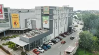 โรงแรมโก อิโลแกน - ที่มีที่จอดรถ