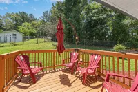 Serenity on Stroud: Fire Pit + Games + Fun - Bungalows