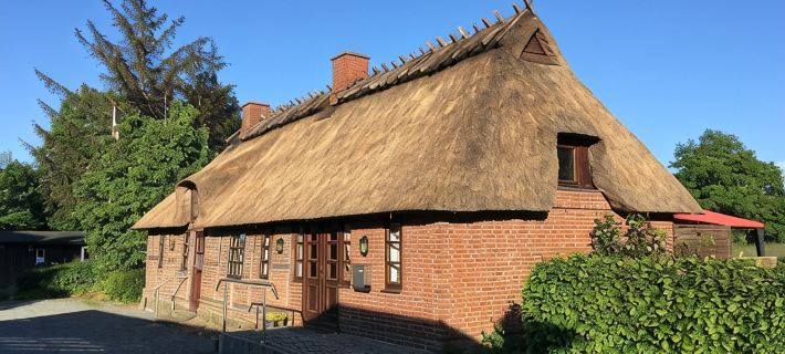 Reetdachkate im Herzen Angelns Ξενοδοχεία στην πόλη Schleswig-Flensburg