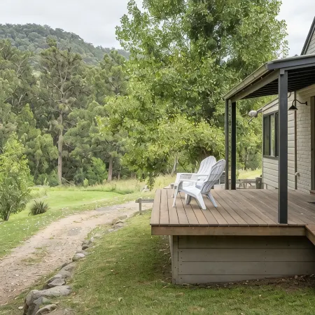 The River Cottage - Idyllic river side cottage