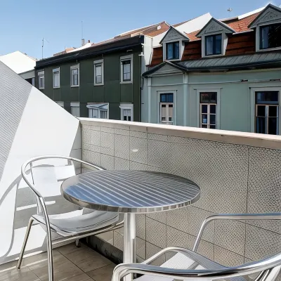 Lisbon Suite Home Hotels near محطة مترو أولاياس