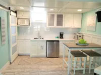 Cozy Studio Condo, short walk to Downtown Saugatuck, courtyard water view - Wifi