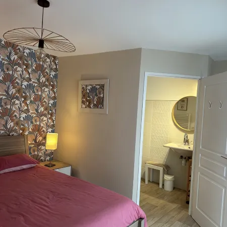 Royan: Le Calme City house 2 to 4 people / near Seaside, City