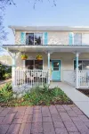 Sweet little retreat within a few minutes walk to the beach! - 무료 와이파이