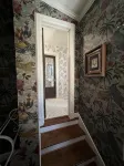 Quirky historic home, fully renovated! Designer interior! Plush linens! Firepit!