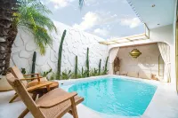 La Dorada by Bohemian Jogja Villas - Vila