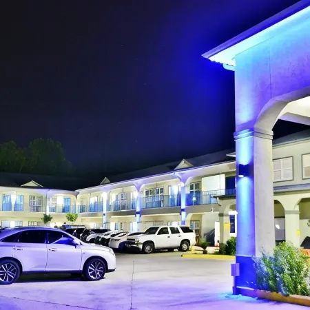 Scottish Inns and Suites Alvin