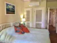 Fabulous Sugar Hill Penthouse with Roof Terrace Hoteles en Mount Standfast