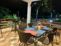 Namaste Hotel & Restaurant - С парковкой