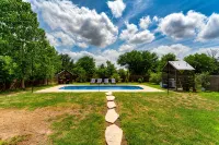 Luxury Barnhouse with 🔥HEATED🔥 Pool - Pools