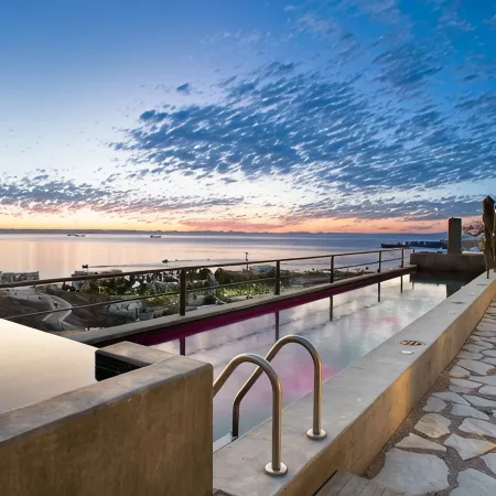 Luxurious Residence with Panoramic Views to the Sea of Cortés