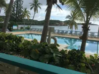 FABULOUS! So close you can taste the ocean - Amazing NEWLY RENOVATED  condo ! - Beach