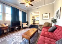 Spacious Vintage Gem - Big Yard - Close to Downtown & Schreiner - Dogs Welcome! - 4つ星