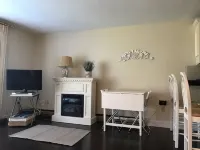 Relax and get away! Beautiful upscale condo with pool near OGT Village and Beach