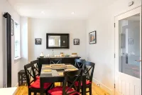 Cosy 3 Bedroom Home Next to Bicester Village! - 3 stjerner